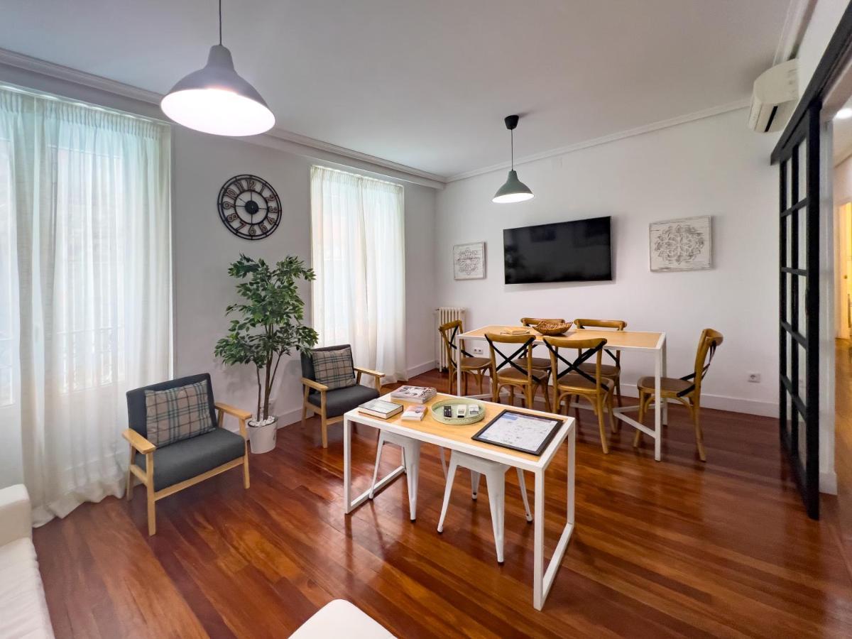 Callao Suites Madrid Eksteriør billede