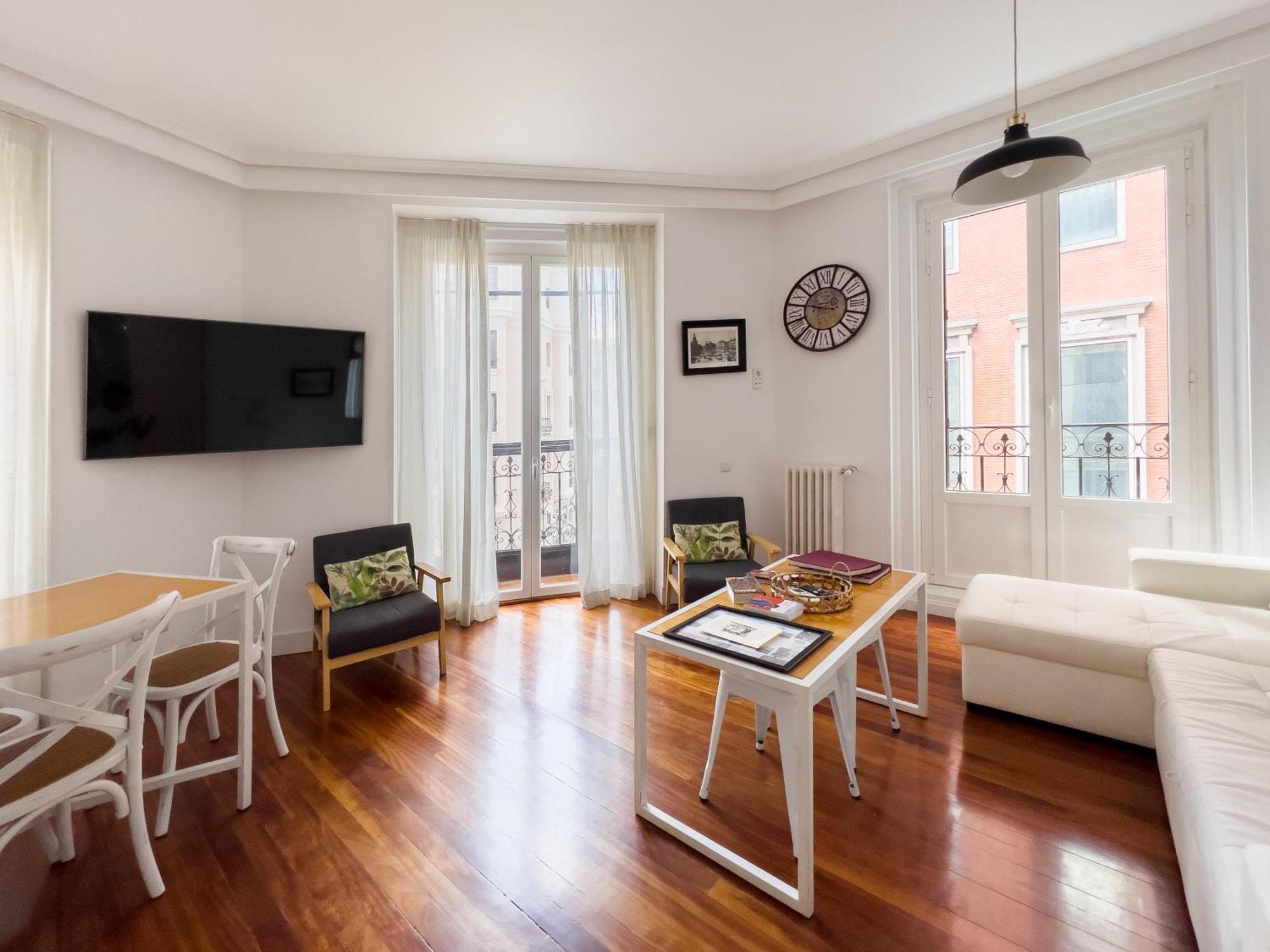 Callao Suites Madrid Eksteriør billede